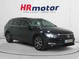 Volkswagen Passat Variant Advance, 17.890 €