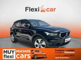 Volvo XC40 2.0 B4 G Momentum Auto, 31.490 €