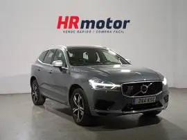 Volvo XC-60 R Design Plug-In Hybrid AWD, 31.950 €