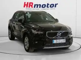 Volvo XC40 Business Plus 2WD, 26.790 €