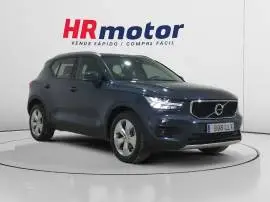 Volvo XC40 Momentum Pro 2WD, 25.490 €