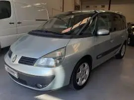 Renault Espace 2.2 Dynamique 2.2 dci, 3.900 €