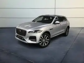 Jaguar F-Pace 2.0D I4 204PS AWD Auto MHEV Standard, 41.000 €