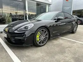 Porsche Panamera 4S E - HYB, 135.900 €