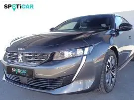 Peugeot 508  5P  HYBRID 225 e-EAT8 Allure Pack, 41.490 €