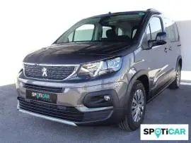 Peugeot Rifter  e-Rifter  Standard 100kW Allure, 32.990 €