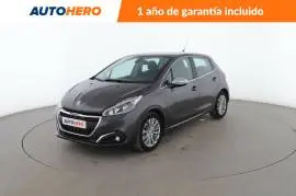 Peugeot 208 1.2 PureTech Allure, 8.899 €