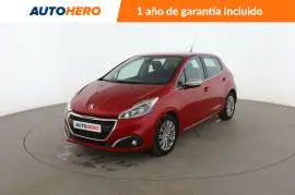 Peugeot 208 1.2 PureTech Allure, 8.999 €