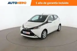 Toyota Aygo 1.0 XPlay, 9.299 €