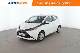 Toyota Aygo 1.0 XPlay, 9.199 €