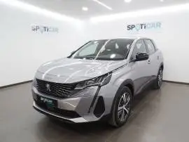 Peugeot 3008  225 e-EAT8 Allure Pack, 37.797 €