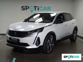 Peugeot 3008  225 e-EAT8 Allure Pack, 32.500 €