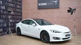 Tesla Model  S Ludicrous Performance 4WD, 60.900 €