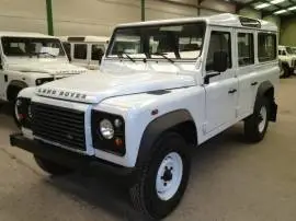 Land-Rover Defender Defender 110 SW E, 39.600 €