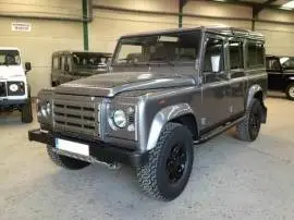 Land-Rover Defender Defender 110 SW E, 36.800 €