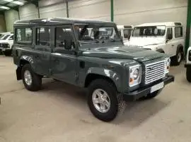 Land-Rover Defender Defender 110 SW E, 37.500 €