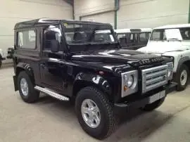 Land-Rover Defender Defender 90 SW E, 37.500 €