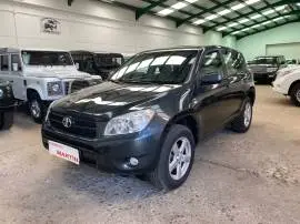 Toyota Rav4 RAV-4 2.2 d4d  executive, 11.900 €