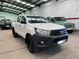 Toyota Hilux 2.4 D4D GX DOBLE CABINA, 27.200 €