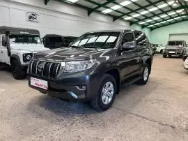 Toyota Land Cruiser 2.8 D4D VX AUTO, 39.700 €