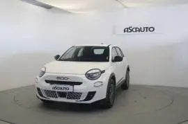 Fiat 600 NUEVO FIAT 600 RED 54KWH 115KW, 31.900 €