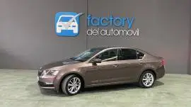 Skoda Octavia Like 1,6 TDI  (115 CV), 13.900 €