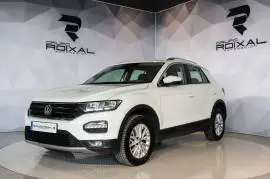 Volkswagen T-Roc 1.6 TDI LOUNGE BUSINESS IMPECABLE, 19.999 €