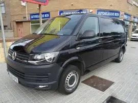 Volkswagen Transporter Furgón largo 2.0 TDI 102CV, 24.900 €