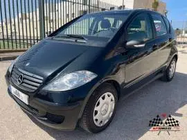 Mercedes 180 A180CDI Classic, 4.995 €