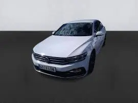 Volkswagen Passat R-line 2.0 Tdi 110kw (150cv), 23.700 €