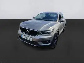 Volvo Xc40 2.0 B4 G Awd Momentum Pro Auto, 32.800 €