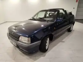 Opel Kadett Cabrio 1.6 S 90CV, 4.990 €