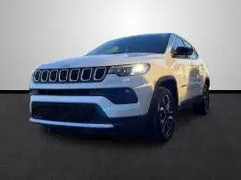 Jeep Compass Altitude 1.5 e-Hybrid 130CV, 32.899 €