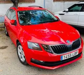 Skoda Octavia Combi 1.6 TDI CR 85KW 115CV Ambition, 13.900 €