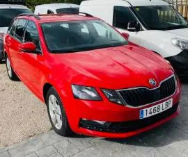 Skoda Octavia Combi 1.6 TDI CR 85KW 115CV Ambition, 11.900 €